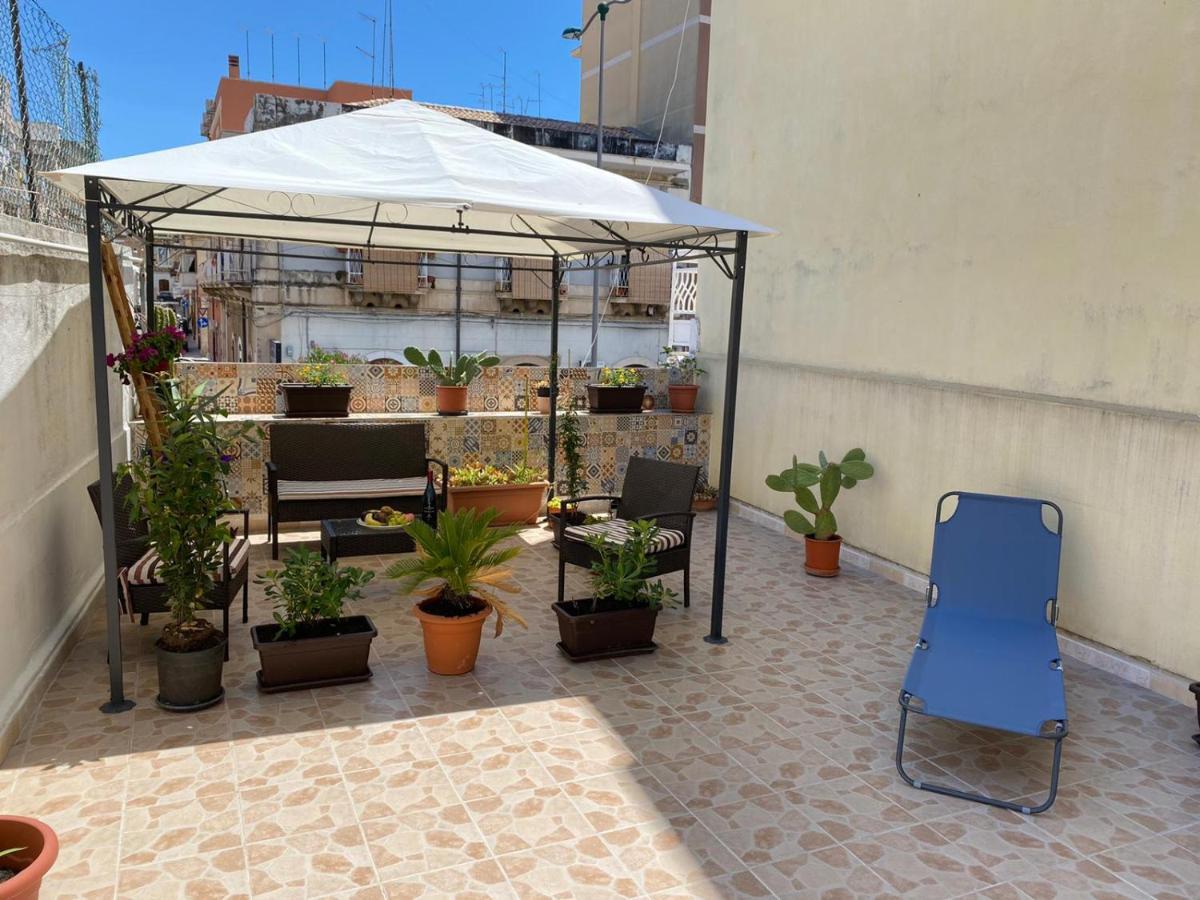 Casa Nonna Maria Apartment Сиракуза Екстериор снимка